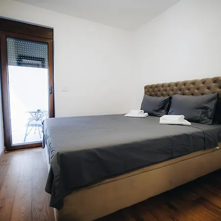 Lust Premium Iii Apartment Kragujevac