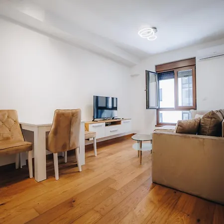 Lust Premium Iii Kragujevac