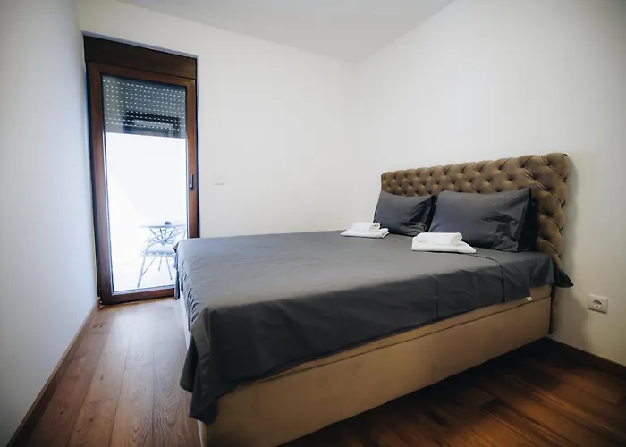 Lust Premium Iii Апартаменты Крагуевац