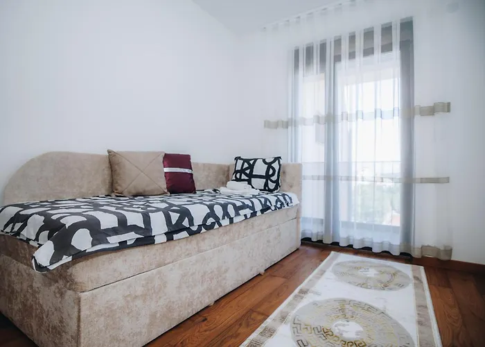 Lust Premium Iii Крагуевац