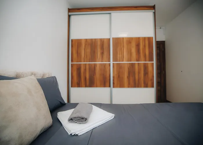 Lust Premium Iii Крагуевац