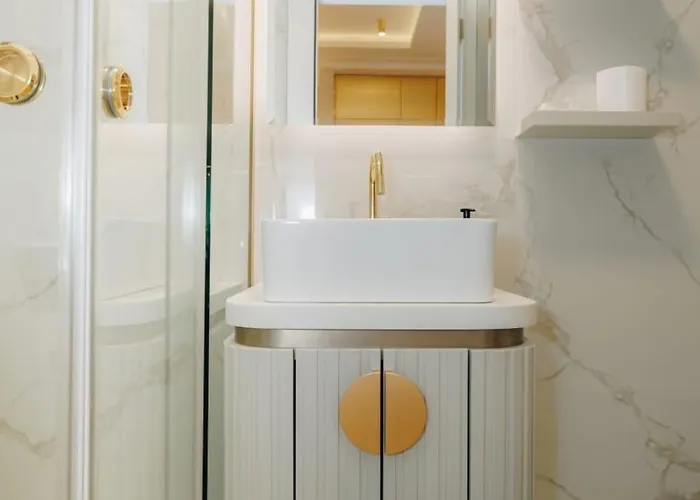 Lust Premium Iii Крагуевац