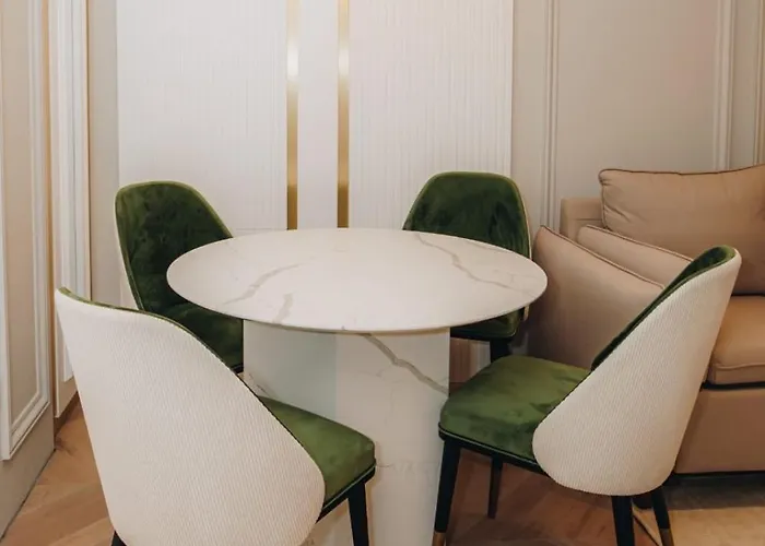 Lust Premium Iii Крагуевац